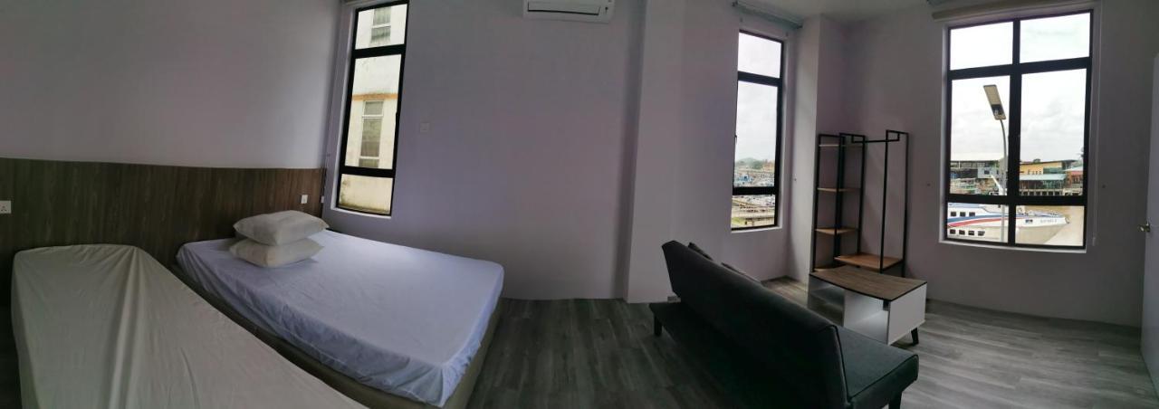 Mersingfirstfloor丰盛港二楼民宿 ภายนอก รูปภาพ