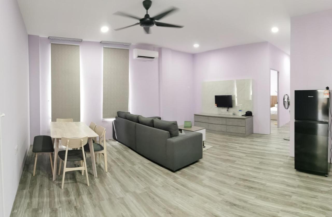 Mersingfirstfloor丰盛港二楼民宿 ภายนอก รูปภาพ