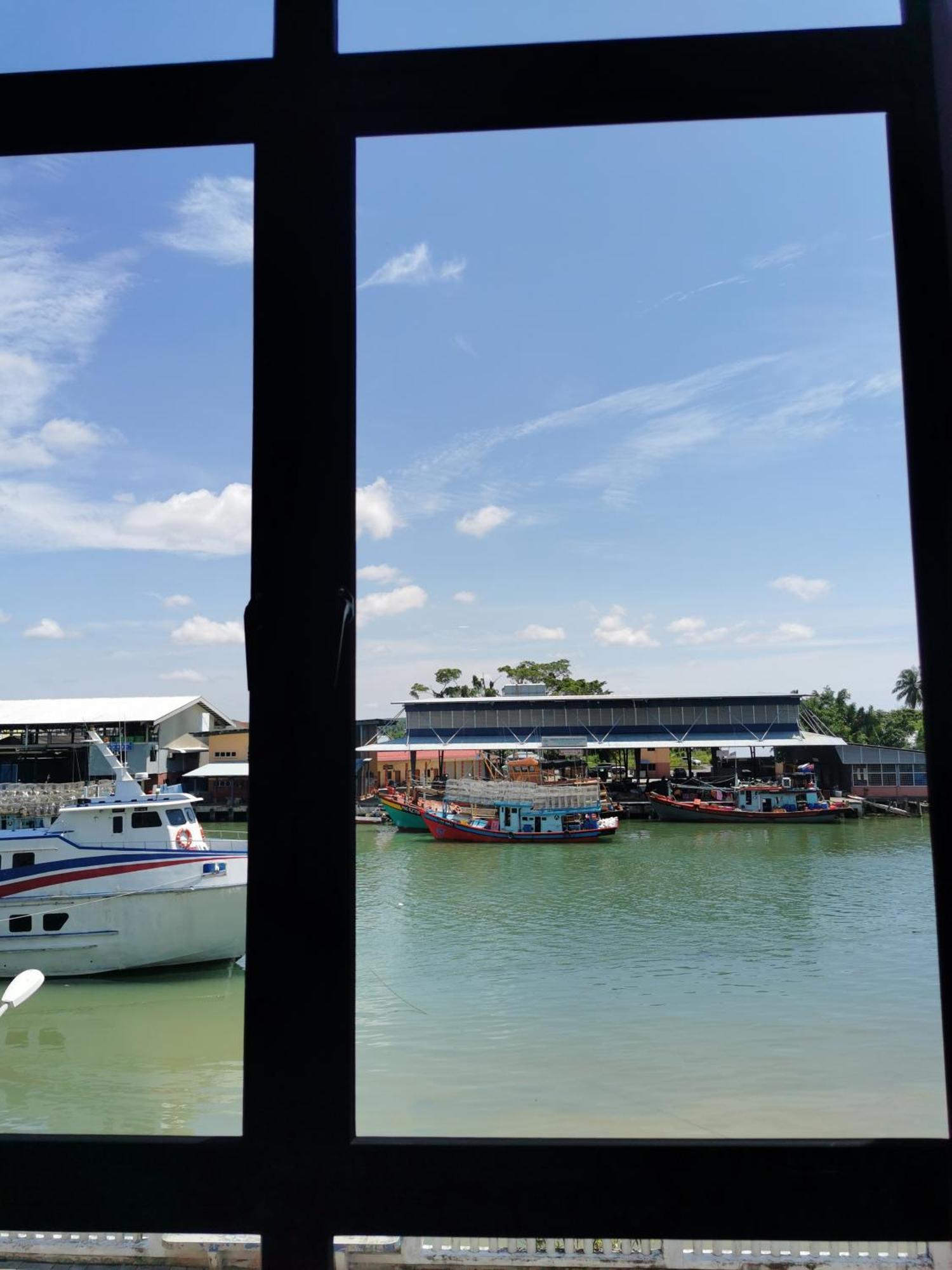 Mersingfirstfloor丰盛港二楼民宿 ภายนอก รูปภาพ